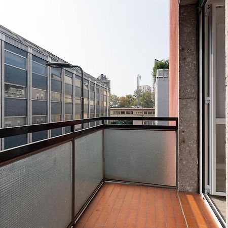 Cagnola Cozy Apartament With Balcony Milaan Buitenkant foto