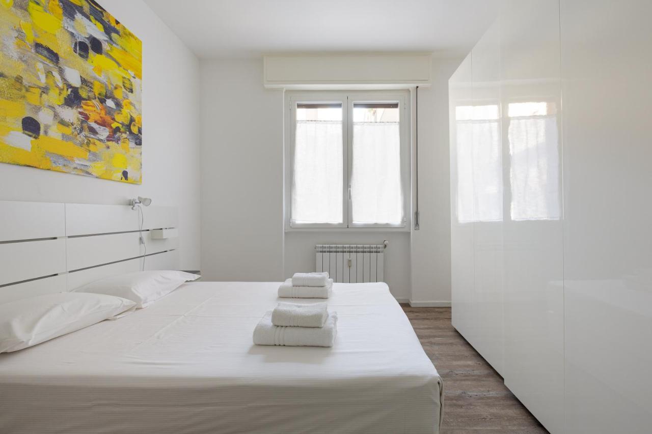 Cagnola Cozy Apartament With Balcony Milaan Buitenkant foto